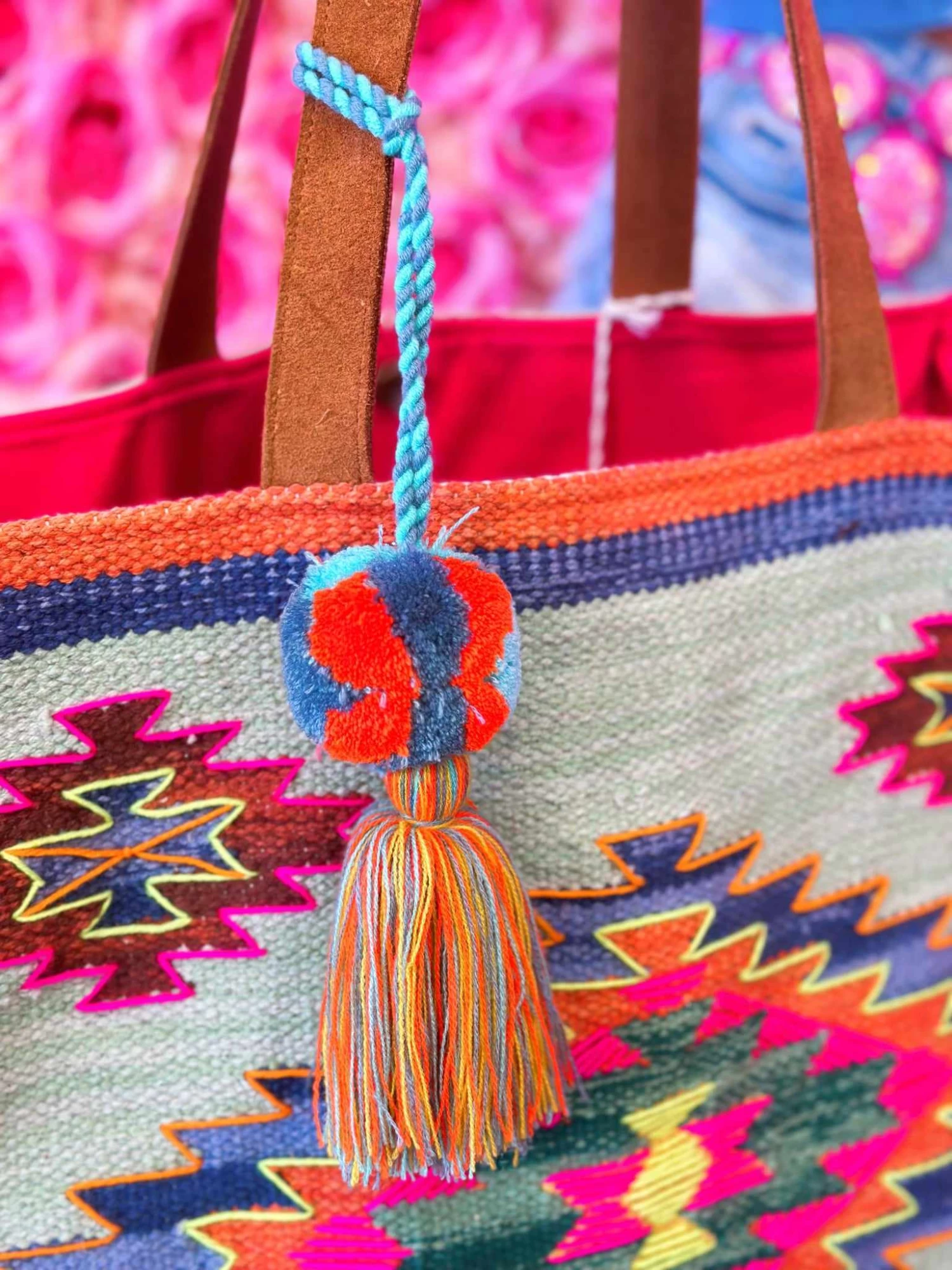 Adventure Awaits Extra Large Tote Bag 3 Adventure Awaits Extra Large Tote Bag - Image 3